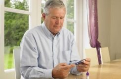 Норма сахара в крови для мужчин: таблица по возрастам Норма сахара в крови для мужчин: таблица по возрастам